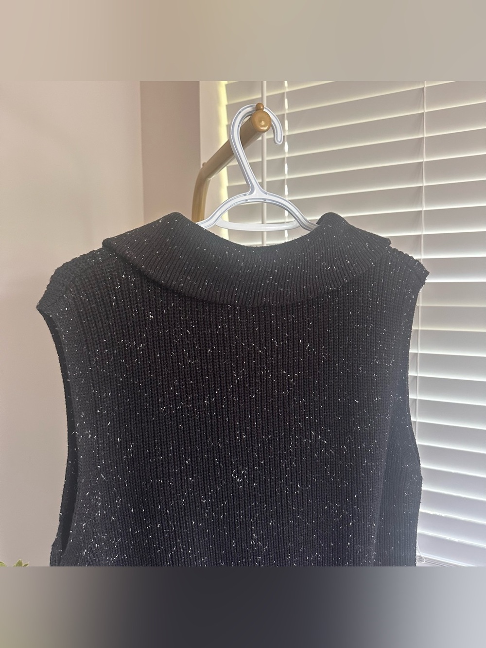 VARLEY Half Zip Rib Vest - Picture 4 of 10